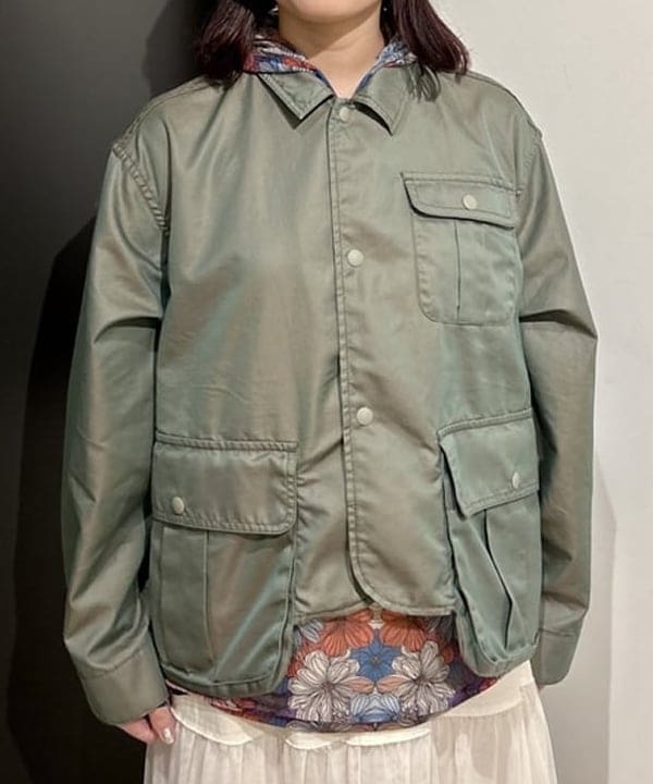 早川 萌子さんの「BEAMS WOMEN｜シャンブレー ギャバ ショート フィッシング ジャケット」を使ったコーディネート