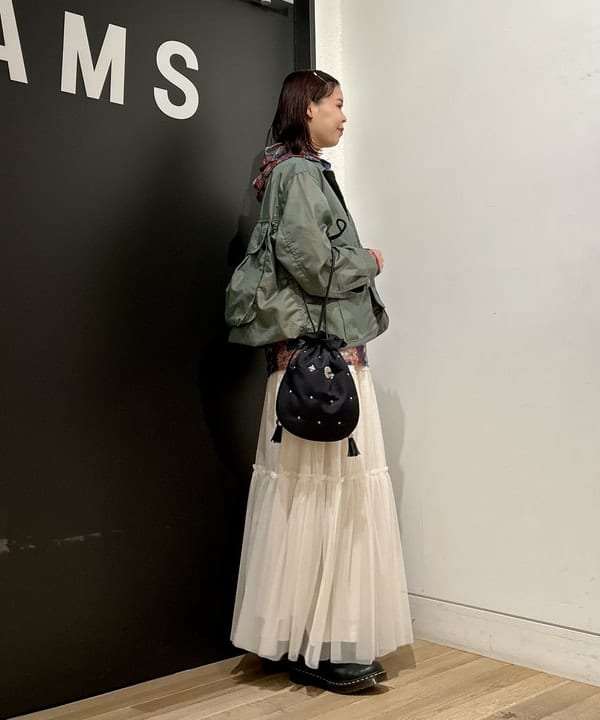 早川 萌子さんの「BEAMS WOMEN｜シャンブレー ギャバ ショート フィッシング ジャケット」を使ったコーディネート