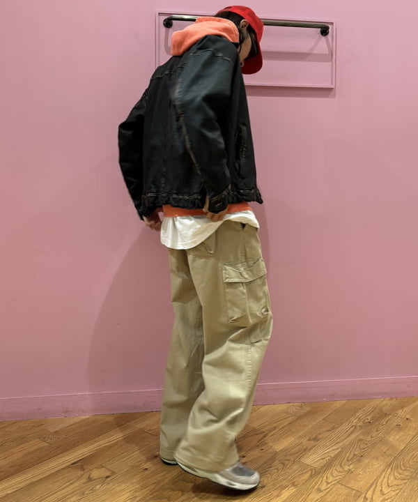 Rintaroさんの「BEAMS WOMEN｜GRAMICCI / 別注 6ポケット カーゴパンツ」を使ったコーディネート