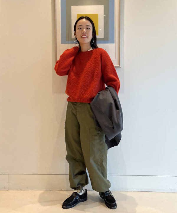 しもつまさんの「BEAMS WOMEN｜【別注】BUZZ RICKSON'S / ポプリン アーミーパンツ」を使ったコーディネート