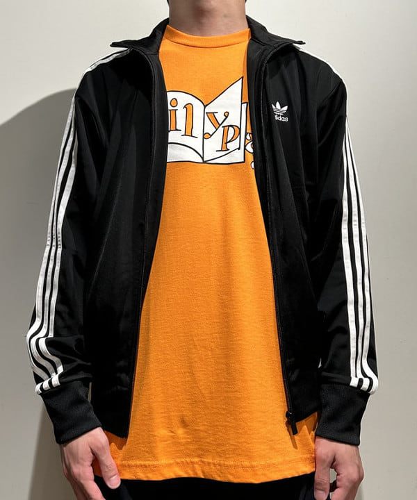及川 晃さんの「BEAMS WOMEN｜adidas / アディカラー クラシックス ファイヤーバード トラックトップ」を使ったコーディネート