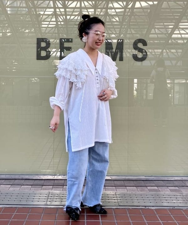 吉田　真実さんの「クリスタル クロス ネックレス」を使ったコーディネート
