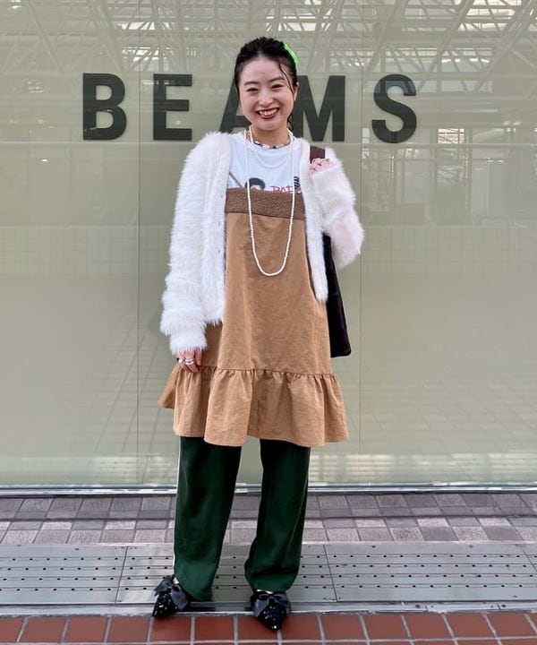 吉田　真実さんの「タフタ キャミ ミニ ワンピース」を使ったコーディネート