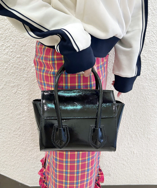 庭野 優紀さんの「noeyedia / メガネ "NE-447" オプティカル」を使ったコーディネート