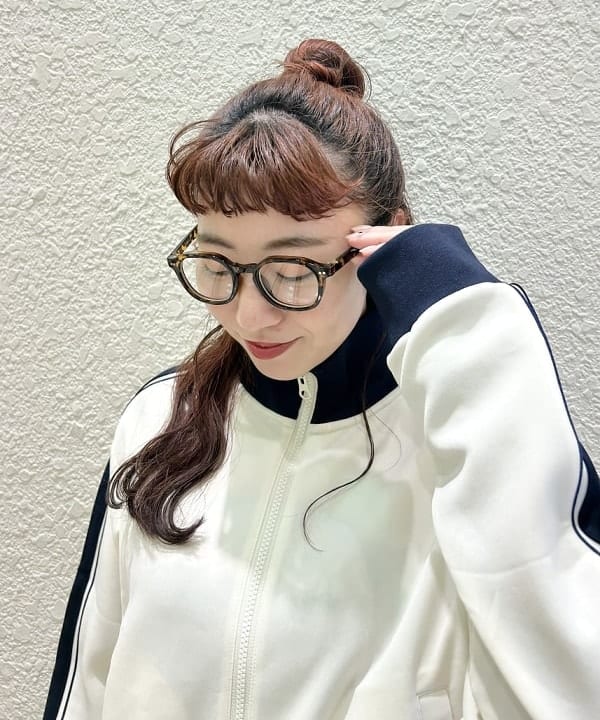 庭野 優紀さんの「noeyedia / メガネ "NE-447" オプティカル」を使ったコーディネート