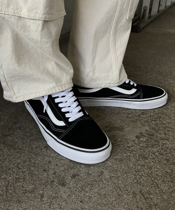 ホサカさんの「BEAMS WOMEN｜■STYLE EYES / Corduroy Sports Shirt &ldquo;SQUARE & STRIPE&rdquo;」を使ったコーディネート