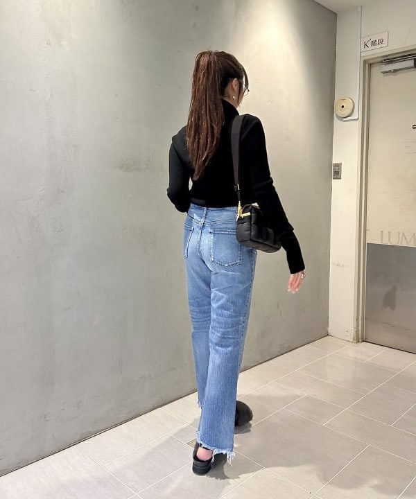 桃羽さんの「BEAMS WOMEN｜upper hights / 別注 TAYLOR デニム」を使ったコーディネート