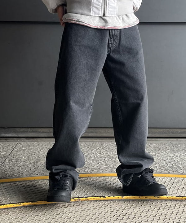 宮越 拓斗さんの「BEAMS WOMEN｜orSlow / 101 DAD'S FIT DENIM PANTS BLACK」を使ったコーディネート