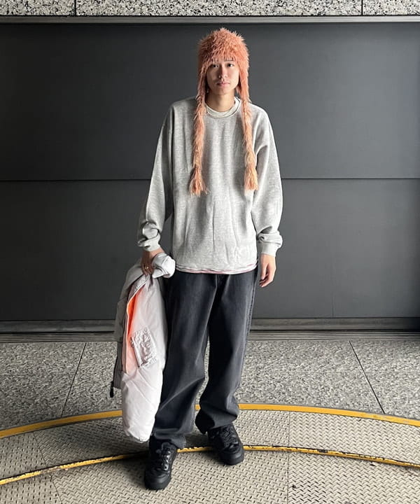 宮越 拓斗さんの「BEAMS WOMEN｜orSlow / 101 DAD'S FIT DENIM PANTS BLACK」を使ったコーディネート