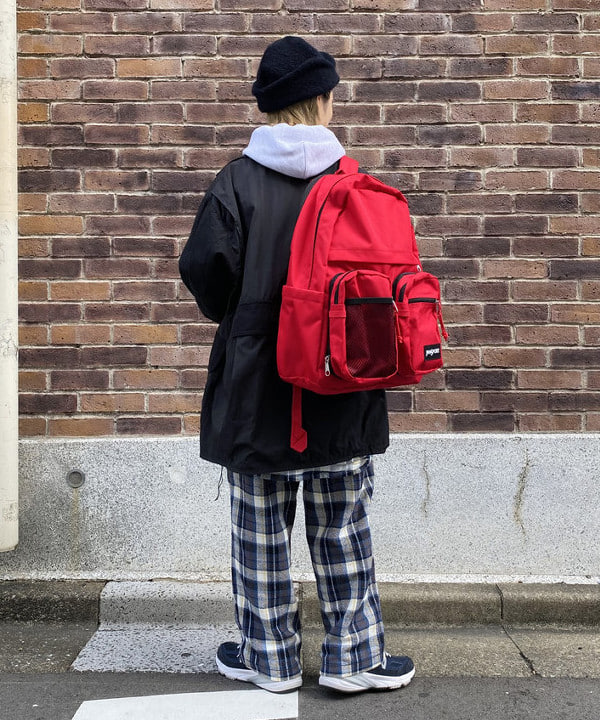 Kaoru Sakumaさんの「BEAMS WOMEN｜JANSPORT / 別注 Bags Pack」を使ったコーディネート