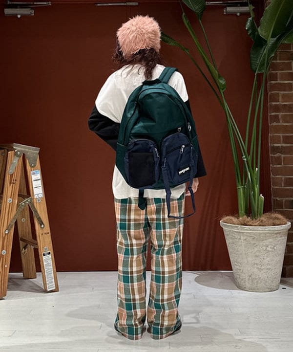竹村 澄玲さんの「BEAMS WOMEN｜ボーイ ワークチェック イージーパンツ」を使ったコーディネート