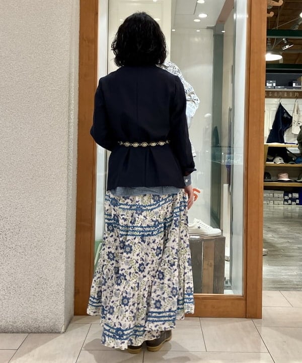 小原 もこさんの「BEAMS WOMEN｜BEAMS BOY / ポリエステル ウール 3ボタン ブレザー」を使ったコーディネート