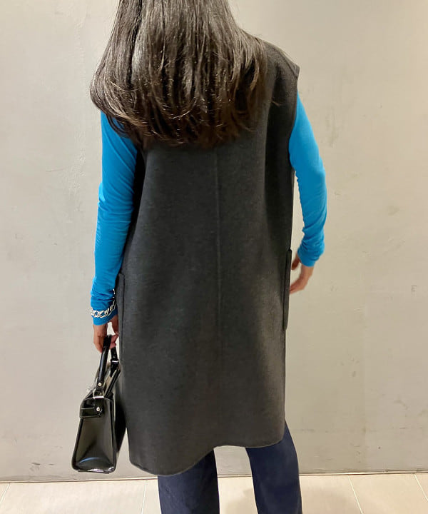 五十峯 さよさんの「BEAMS WOMEN｜upper hights × Demi-Luxe BEAMS / 別注 THE NIECE デニムパンツ」を使ったコーディネート