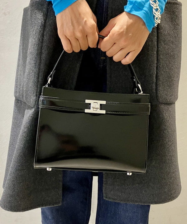 五十峯 さよさんの「BEAMS WOMEN｜upper hights × Demi-Luxe BEAMS / 別注 THE NIECE デニムパンツ」を使ったコーディネート