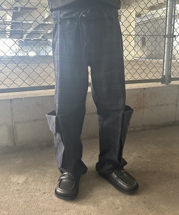 タマイユウトさんの「BEAMS WOMEN｜adidas / アディカラー クラシックス ファイヤーバード トラックトップ」を使ったコーディネート