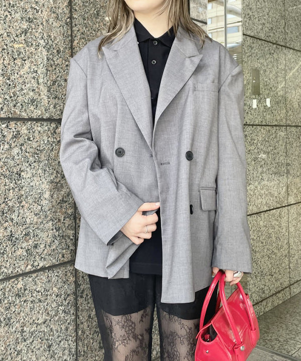 田中 里実さんの「BEAMS WOMEN｜フラップ ミニ バッグ」を使ったコーディネート