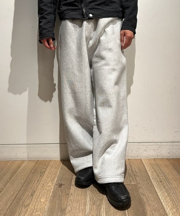 佐藤 大斗さんの「BEAMS WOMEN｜SALOMON / ACS PRO GORE-TEX（R）」を使ったコーディネート