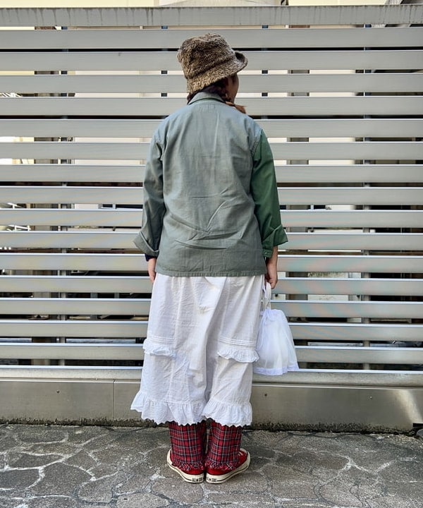 Kyooka Sayakaさんの「BEAMS WOMEN｜ユーロ ヴィンテージ タック スカート」を使ったコーディネート