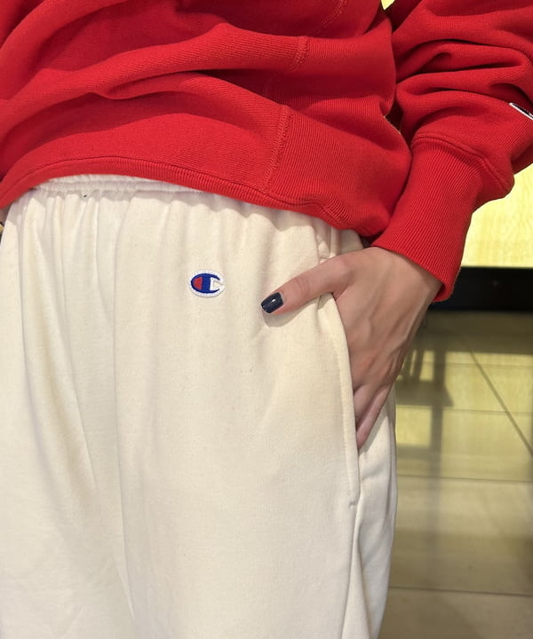 Hazukiさんの「BEAMS WOMEN｜Champion  / 別注 ロング パンツ」を使ったコーディネート