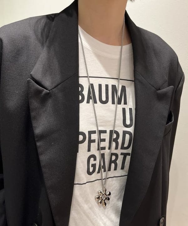 神坂 莉子さんの「BEAMS WOMEN｜Ray BEAMS / 2Way コード モチーフ ネックレス」を使ったコーディネート