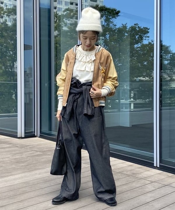 Kaoru Sakumaさんの「BEAMS WOMEN｜テーラー東洋 / 別注 イーグル ドラゴン & ジャパンマップ スカジャン」を使ったコーディネート