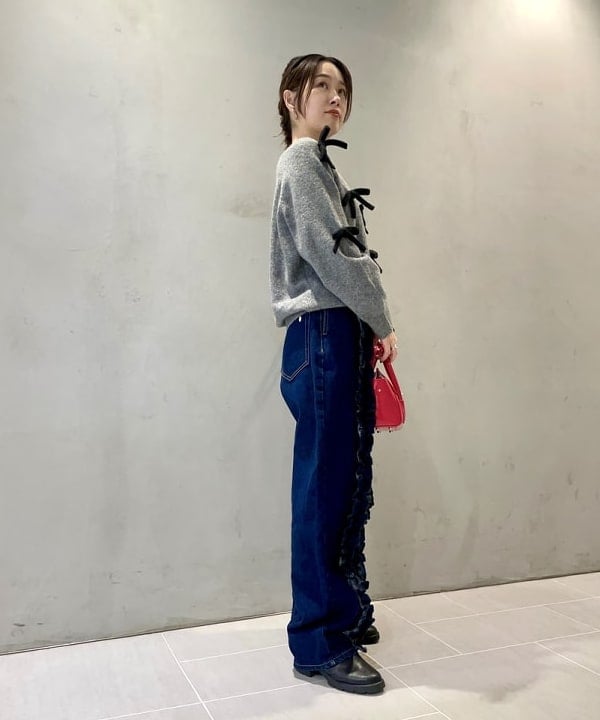 カタヤマ アヤさんの「BEAMS WOMEN｜フラップ ミニ バッグ」を使ったコーディネート
