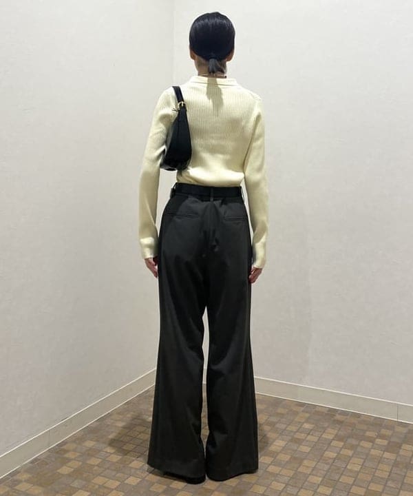 吉田 花さんの「BEAMS WOMEN｜リブ ニット ポロ」を使ったコーディネート