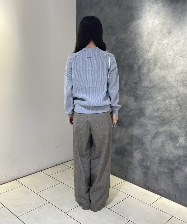 高木 菜央さんの「BEAMS WOMEN｜CAMINANDO / バックジップ ブーツ」を使ったコーディネート
