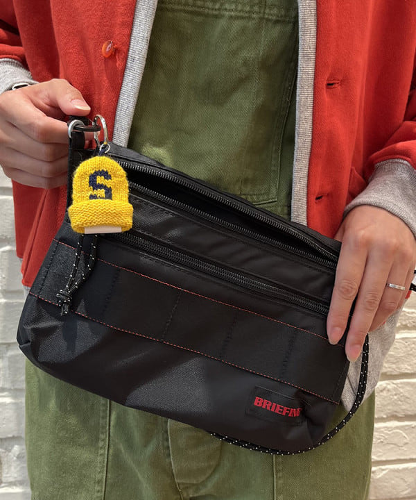 たぐみさんの「BEAMS WOMEN｜【別注】BRIEFING / SACOCHE」を使ったコーディネート