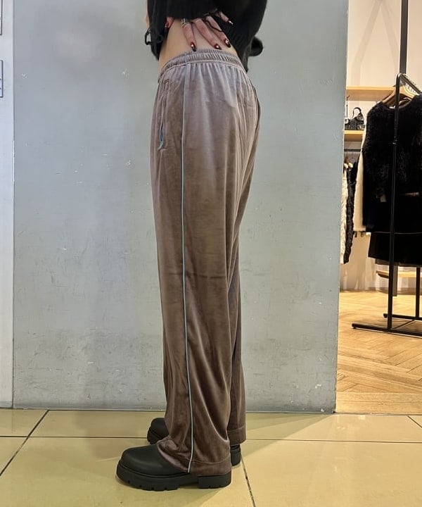 イトウミサキさんの「BEAMS WOMEN｜」を使ったコーディネート