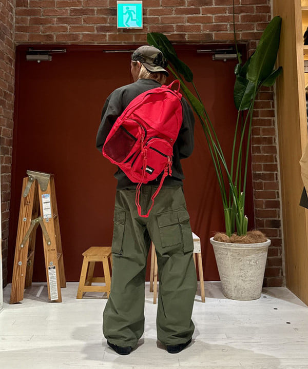 Ryohei Takataさんの「BEAMS WOMEN｜JANSPORT / 別注 Bags Pack」を使ったコーディネート