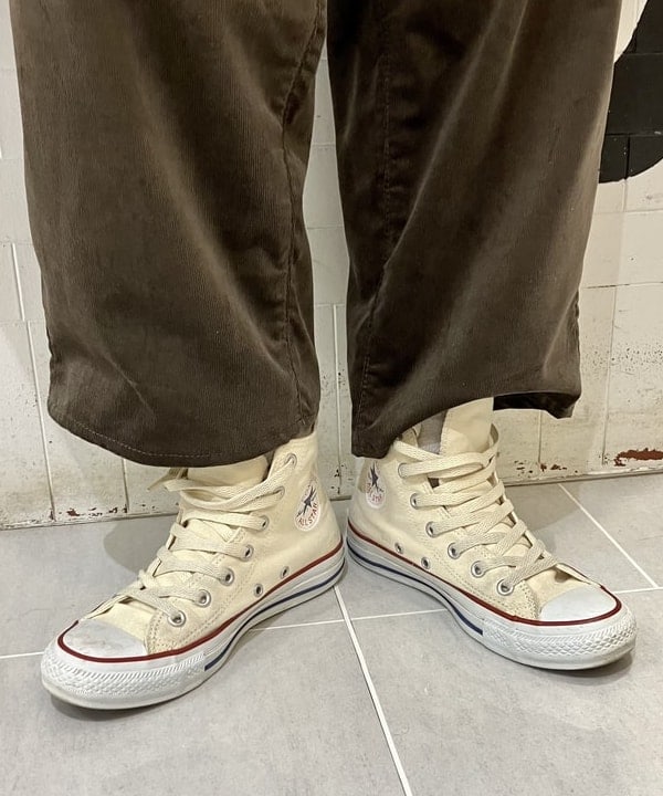 小原 もこさんの「BEAMS WOMEN｜CONVERSE / ALL STAR HI」を使ったコーディネート