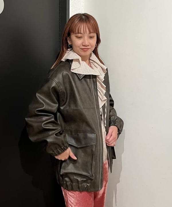 Ito_ririkaさんの「BEAMS WOMEN｜フェイクレザー フライト ジャケット」を使ったコーディネート