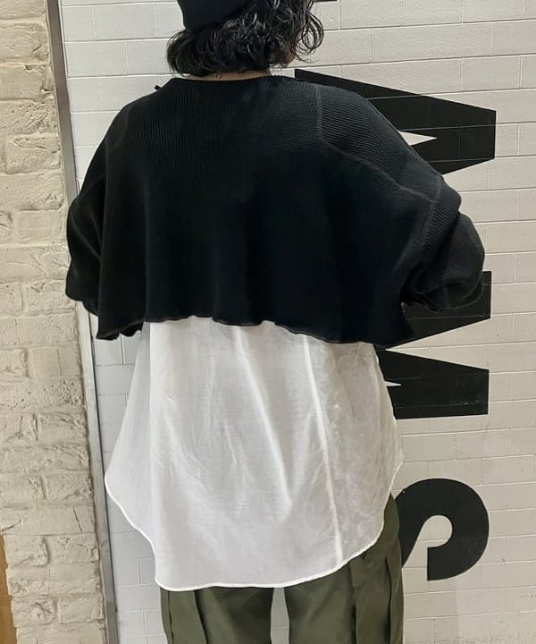 小原 もこさんの「BEAMS WOMEN｜【別注】BUZZ RICKSON'S / ポプリン アーミーパンツ」を使ったコーディネート