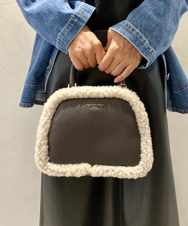 五十峯 さよさんの「BEAMS WOMEN｜BAUM UND PFERDGARTEN / CHELLI アルパカ リブニット」を使ったコーディネート