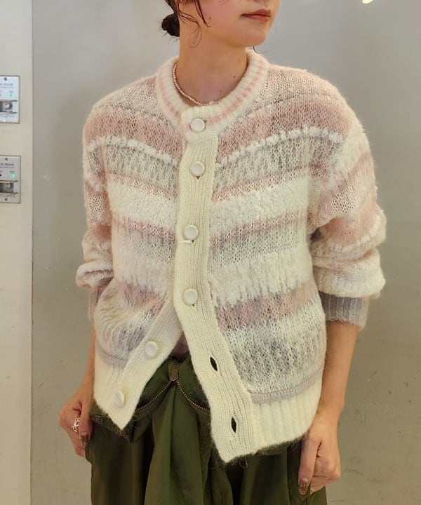 saori KATOさんの「BEAMS WOMEN｜【別注】BOUSSOLE / フェアアイル カーディガン」を使ったコーディネート