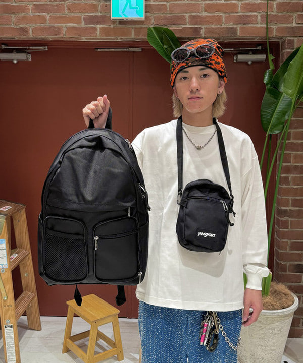 Ryohei Takataさんの「BEAMS WOMEN｜JANSPORT / 別注 Bags Pack」を使ったコーディネート