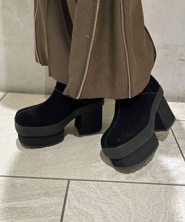 ササキさんの「BEAMS WOMEN｜サイド ジップ フレア パンツ」を使ったコーディネート