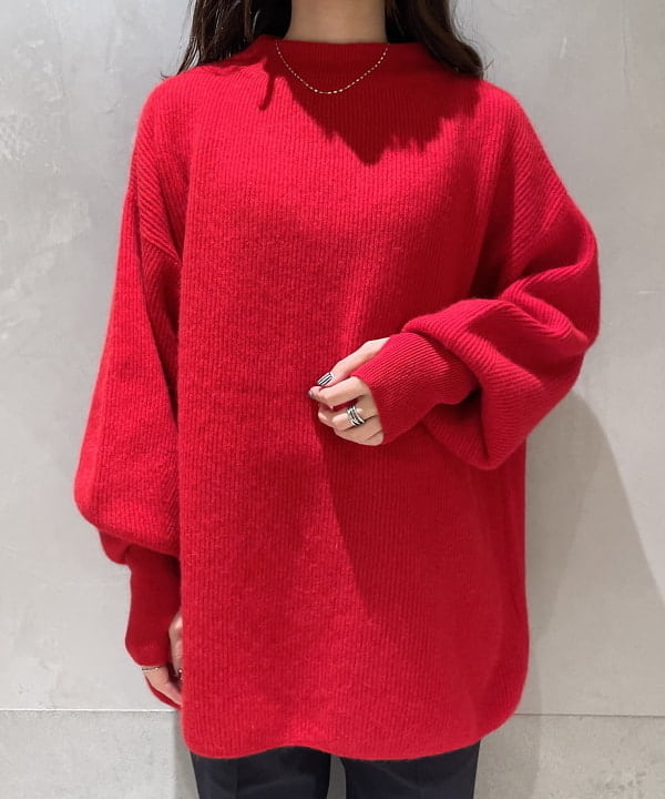 高木 菜央さんの「BEAMS WOMEN｜GIANNI NOTARO / ポリッシュ クロア ハンドバッグ」を使ったコーディネート