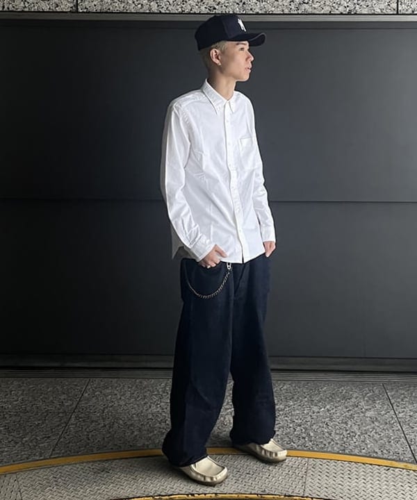 宮越 拓斗さんの「BEAMS WOMEN｜オックスフォード ボタンダウン シャツ」を使ったコーディネート