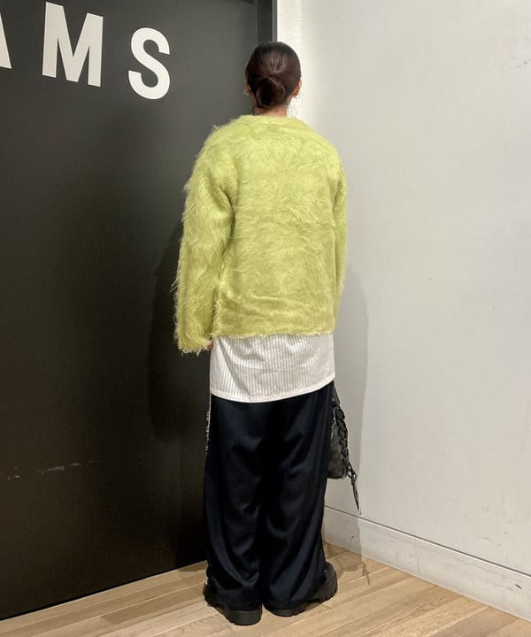 早川 萌子さんの「BEAMS WOMEN｜サイド レース ラインパンツ」を使ったコーディネート