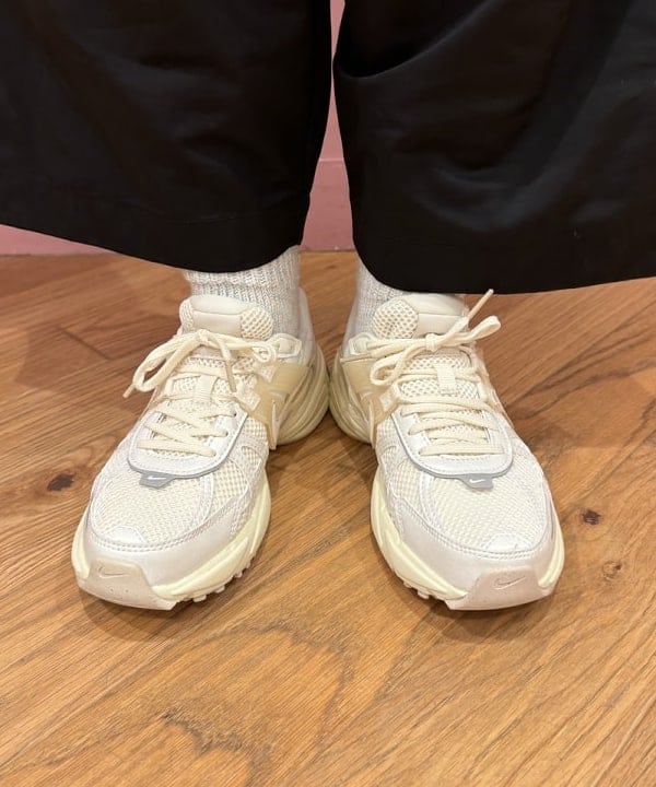 ここあさんの「BEAMS WOMEN｜リブ ニット ポロ」を使ったコーディネート