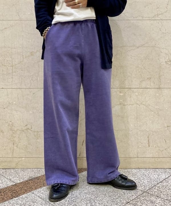 矢部 滋之さんの「BEAMS WOMEN｜フェード ワイド スウェット パンツ」を使ったコーディネート