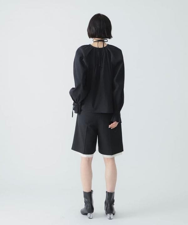 神坂 莉子さんの「BEAMS WOMEN｜RBS / 配色ヘム ハーフ パンツ」を使ったコーディネート