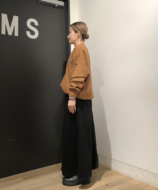 おはぎ(萩原)さんの「BEAMS WOMEN｜【別注】Columbia / Graphic Sweat」を使ったコーディネート