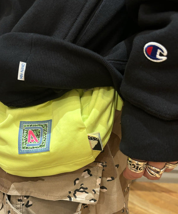 三宅 康平さんの「BEAMS WOMEN｜【別注】Champion × MIN-NANO / スナップ ジャケット」を使ったコーディネート