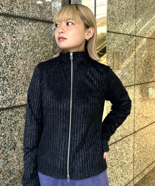 あすかさんの「BEAMS WOMEN｜フェード ワイド スウェット パンツ」を使ったコーディネート