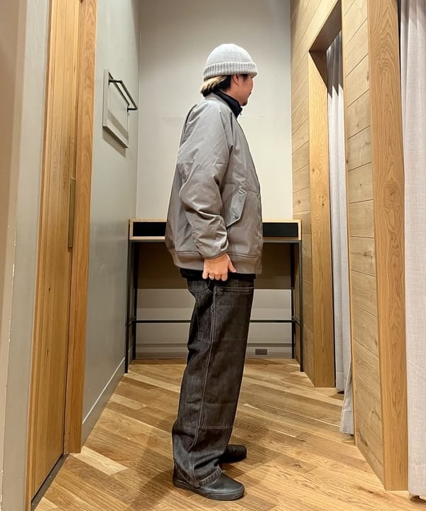 新里 京介さんの「BEAMS WOMEN｜BEAMS PLUS / バックフリース ミリタリー ライナー」を使ったコーディネート