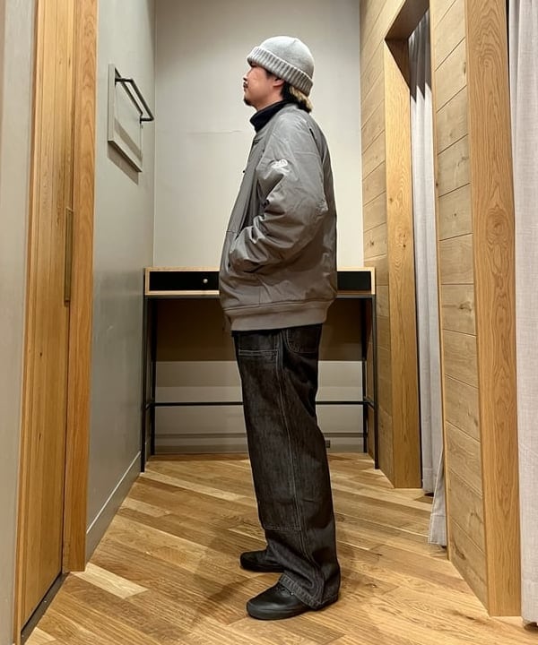 新里 京介さんの「BEAMS WOMEN｜BEAMS PLUS / バックフリース ミリタリー ライナー」を使ったコーディネート