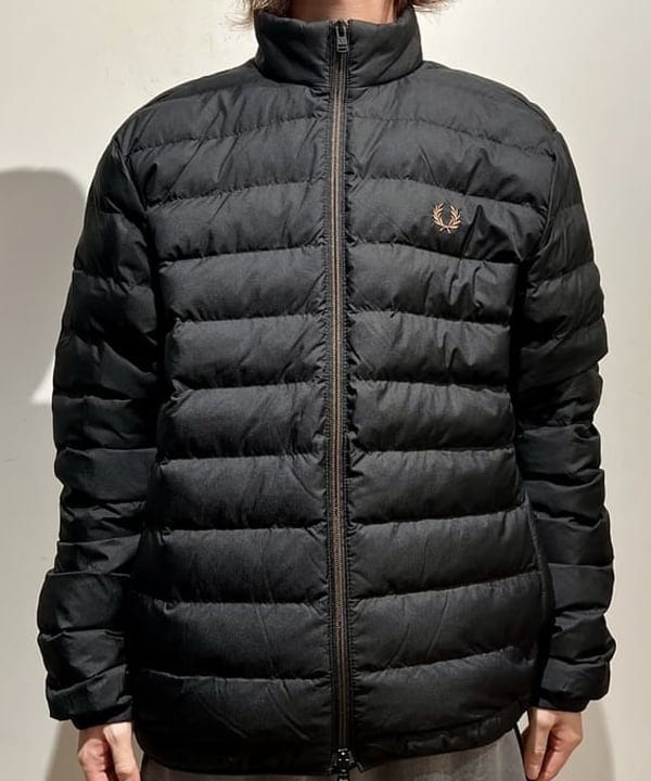関澤 佑樹さんの「BEAMS WOMEN｜FRED PERRY / INSULATED JACKET」を使ったコーディネート
